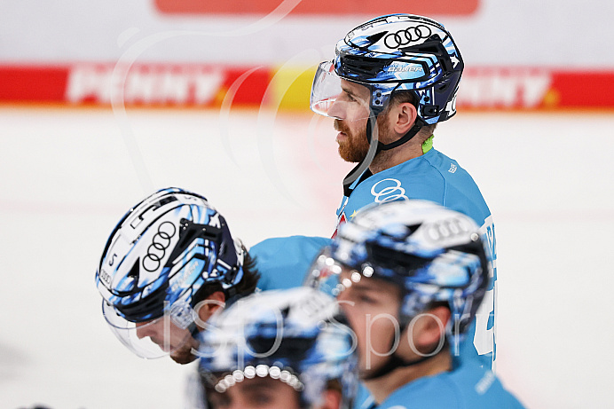 Eishockey - Herren - DEL - Saison 2021/2022 -   ERC Ingolstadt - Düsseldorfer EG - Foto: Ralf Lüger