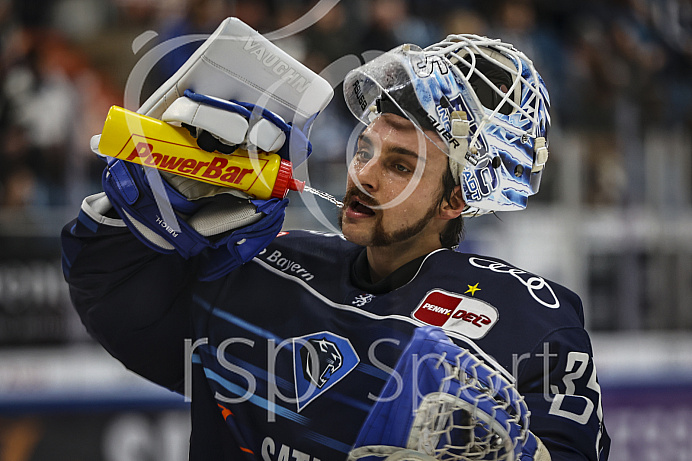 Eishockey - Herren - DEL - Saison 2021/2022 -   ERC Ingolstadt - Augsburger EV - Foto: Ralf Lüger