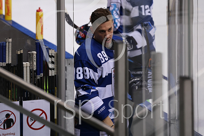 Eishockey - Herren - DEL - Saison 2020/2021 -   ERC Ingolstadt - Straubing Tigers - Foto: Ralf Lüger