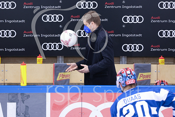 Eishockey - Herren - DEL - Saison 2020/2021 -   ERC Ingolstadt - Adler Mannheim - Foto: Ralf Lüger