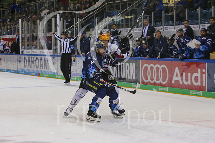 Eishockey - Herren - DEL - Saison 2019/2020, Spiel 8 - 4.10.2019 -  ERC Ingolstadt - Fischtowns Pinguins - Foto: Ralf Lüger