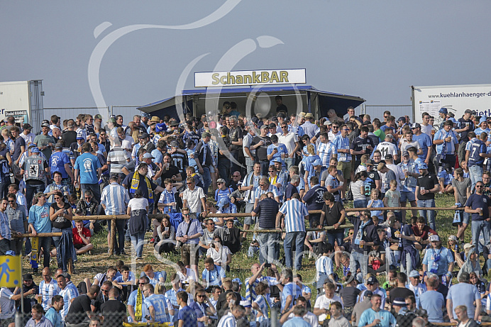 Fussball, Regionalliga Bayern, Saison 2017/2018, FC IPipinsried - TSV 1860 München - Foto: rsp-sport / Ralf Lüger