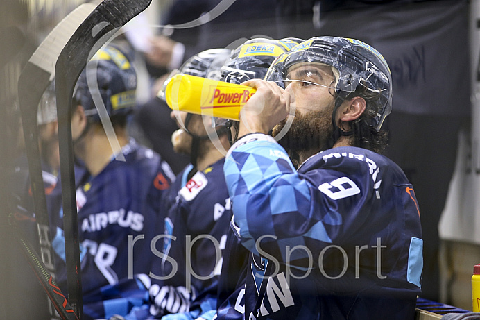 Eishockey - Herren - DEL - Saison 2019/2020, Spiel 8 - 4.10.2019 -  ERC Ingolstadt - Fischtowns Pinguins - Foto: Ralf Lüger