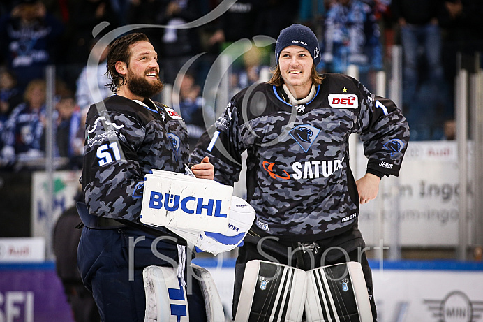 Eishockey - Herren - DEL - Saison 2019/2020 -   ERC Ingolstadt - Wolfsburg  - Foto: Ralf Lüger