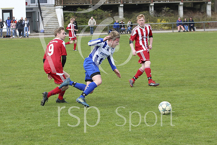 Fussball - Herren - A Klasse - Saison 2018/2019 - SV Waidhofen - SV Sinnig - 14.04.2019 -  Foto: Ralf Lüger/rsp-sport.de