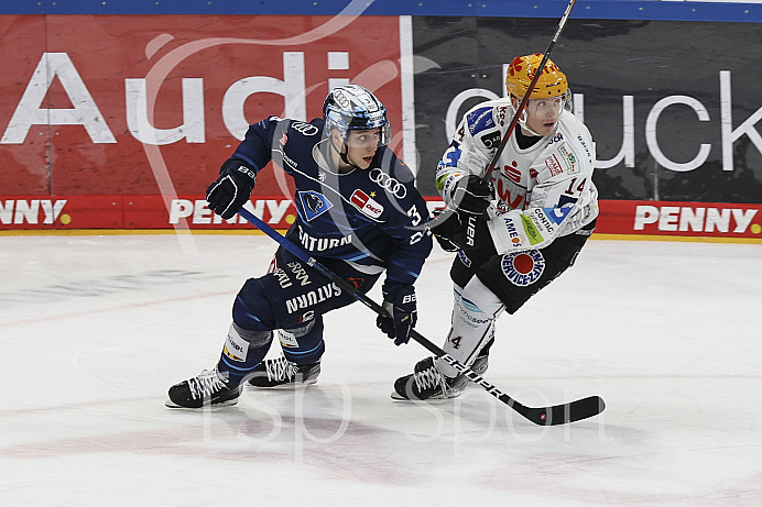 Eishockey - Herren - DEL - Saison 2021/2022 -   ERC Ingolstadt - Bremerhaven - Foto: Ralf Lüger