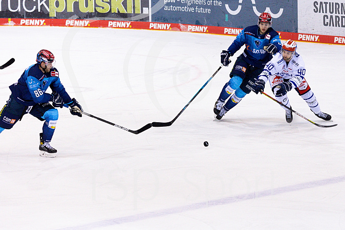 Eishockey - Herren - DEL - Saison 2020/2021 -   ERC Ingolstadt - Schwenningen  - Foto: Ralf Lüger