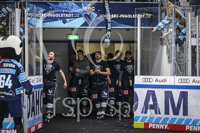 Eishockey - Herren - DEL - Playoffs - Spiel 5 - Saison 2022/2023 -   ERC Ingolstadt - DEG - Foto: Ralf Lüger