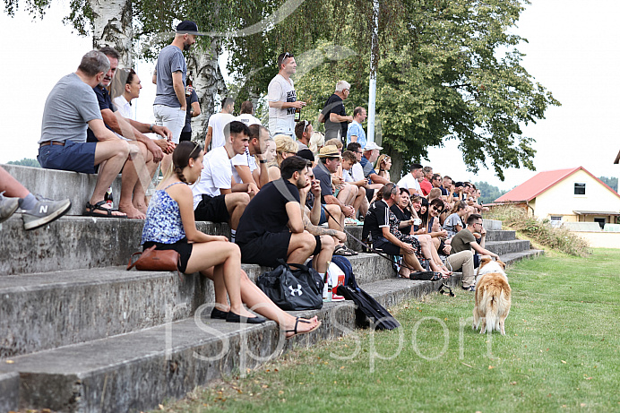 Fussball - Herren - Kreisliga 1- Saison 2021/2022 - TSV Baar-Ebenhausen - TSV Hohenwart - 15.08.2021 -  Foto: Ralf Lüger/rsp-sport.de
