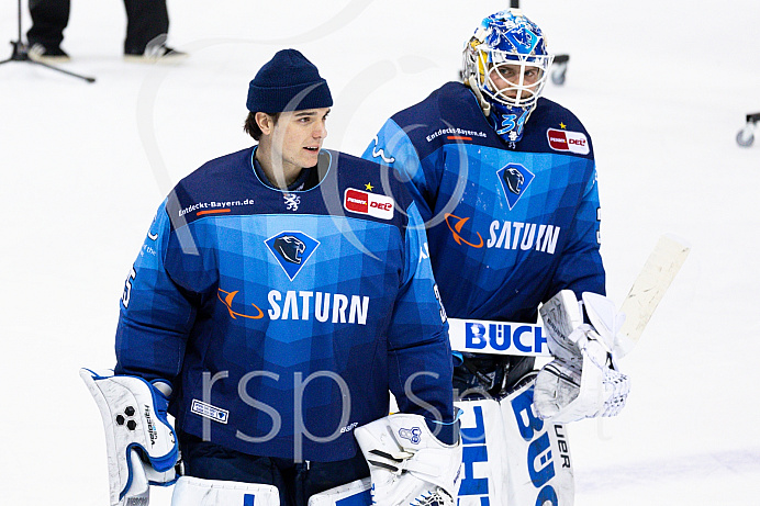 Eishockey - Herren - DEL - Saison 2020/2021 -   ERC Ingolstadt - Schwenningen  - Foto: Ralf Lüger