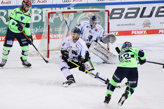 Eishockey - Herren - DEL - Saison 2020/2021 -   ERC Ingolstadt - Straubing Tigers - Foto: Ralf Lüger