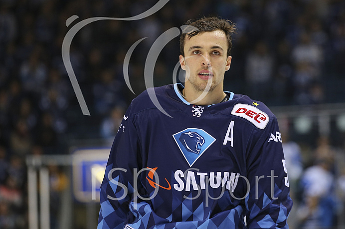 Eishockey - Herren - DEL - Saison 2019/2020 -  ERC Ingolstadt -  Schwenninger Wild Wings- Foto: Ralf Lüger