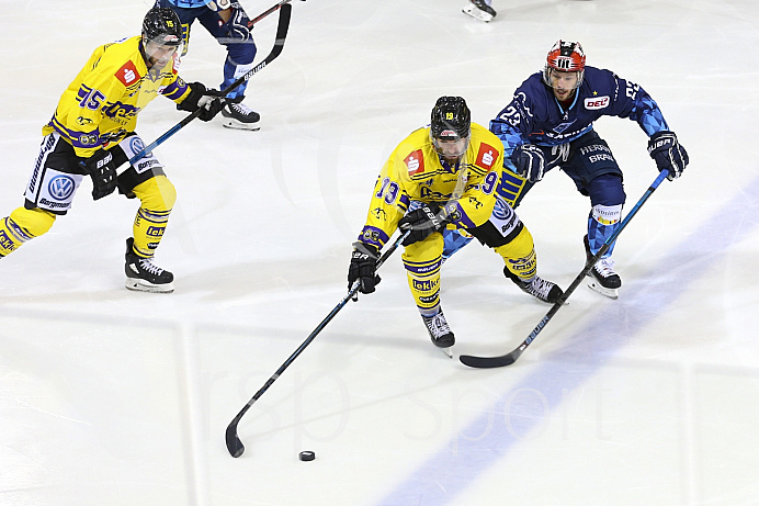 Eishockey - Herren - DEL - Saison 2019/2020, Spiel 3 - 20.09.2019 -  ERC Ingolstadt - Krefeld Pinguines - Foto: Ralf Lüger