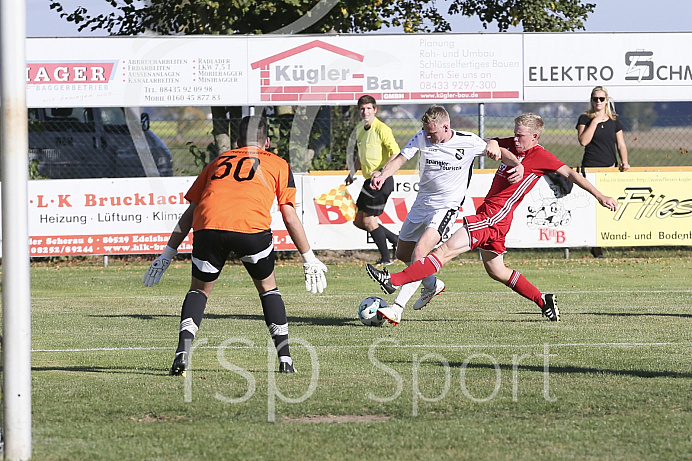 Fussball - Herren - Bezirksliga - Saison 2018/2019 - FC Ehekirchen - BC Adelzhausen - 13.10.2018 -  Foto: Ralf L
