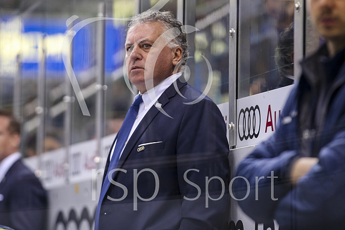 Eishockey - Herren - DEL - Saison 2019/2020, Spiel 8 - 4.10.2019 -  ERC Ingolstadt - Fischtowns Pinguins - Foto: Ralf Lüger