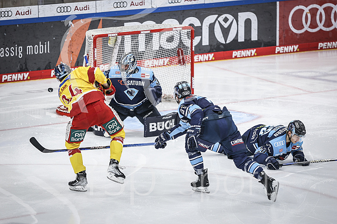 Eishockey - Herren - DEL - Playoffs - Spiel 5 - Saison 2022/2023 -   ERC Ingolstadt - DEG - Foto: Ralf Lüger