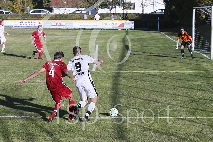 Fussball - Herren - Bezirksliga - Saison 2018/2019 - FC Ehekirchen - BC Adelzhausen - 13.10.2018 -  Foto: Ralf L