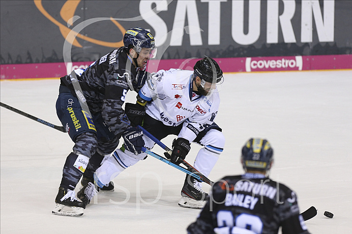 Eishockey - Herren - DEL - Saison 2019/2020 -  ERC Ingolstadt - Straubing Ice Tigers - Foto: Ralf Lüger