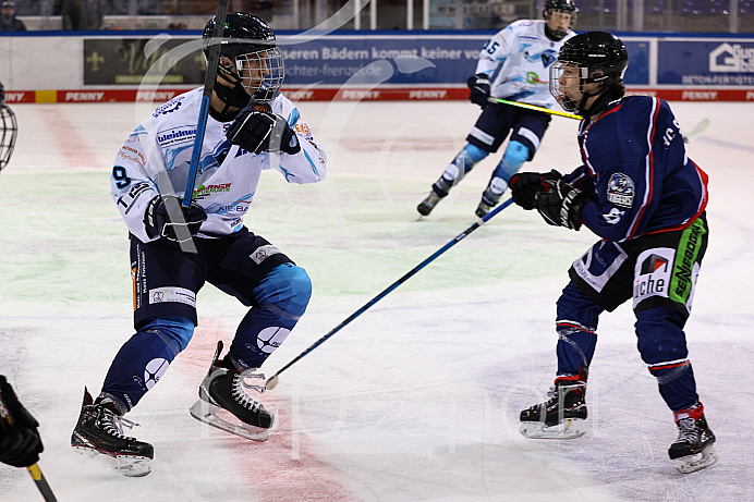 Eishockey - Nachwuchs U17 - Schüler Bundesliga - Punktspiel - Saison 2021/2022 - EHC Straubing -  ERC Ingolstadt - Foto: Ralf Lüger