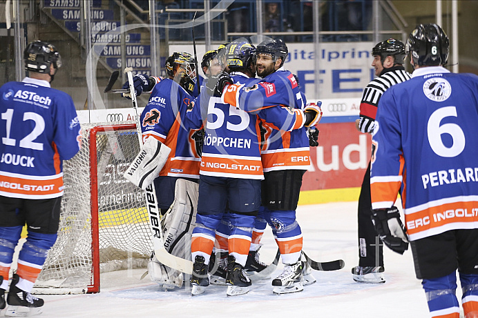 Eishockey - Herren - DEL - Saison 2019/2020 -  ERC Ingolstadt Legenden—Team 2020 - Sternstunden-Team -  Foto: Ralf Lüger