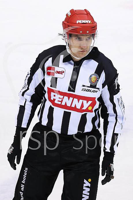 Eishockey - Herren - DEL - Saison 2020/2021 -   ERC Ingolstadt - Schwenningen  - Foto: Ralf Lüger