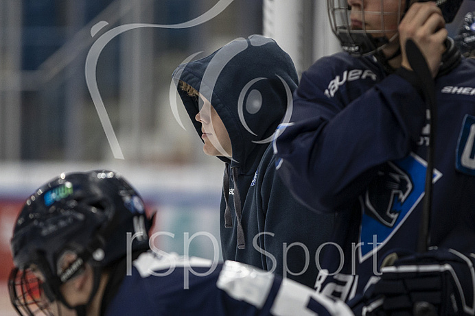 DNL - Eishockey - Saison 2023/2024  - Testspiel - ERC - Linz - Foto: Ralf Lüger