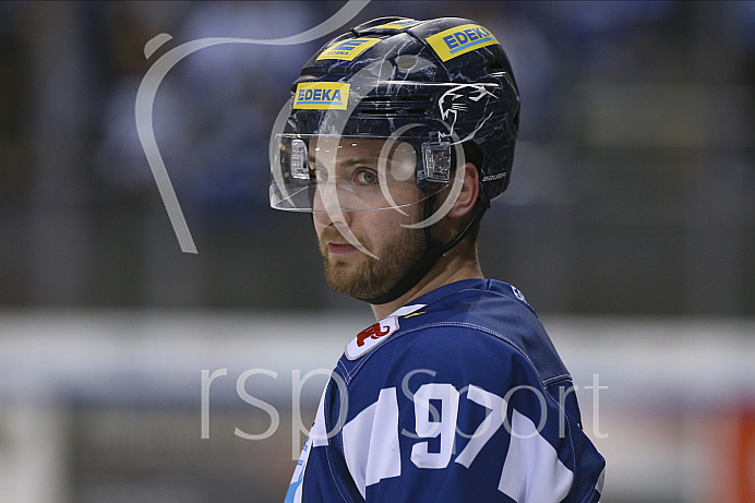 Eishockey - Herren - DEL - Saison 2019/2020 -  ERC Ingolstadt - Straubing Ice Tigers - Foto: Ralf Lüger