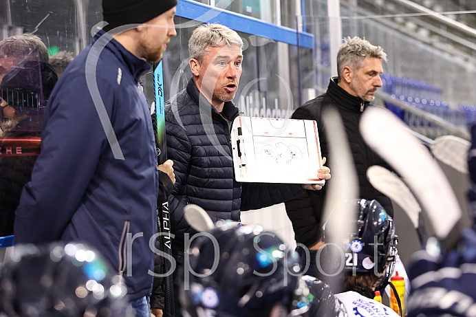 Eishockey - Nachwuchs U17 - Schüler Bundesliga - Punktspiel - Saison 2021/2022 - EHC Straubing -  ERC Ingolstadt - Foto: Ralf Lüger