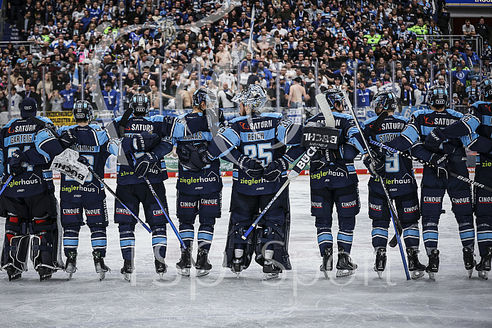 Eishockey - Herren - DEL - Playoffs - Spiel 5 - Saison 2022/2023 -   ERC Ingolstadt - DEG - Foto: Ralf Lüger