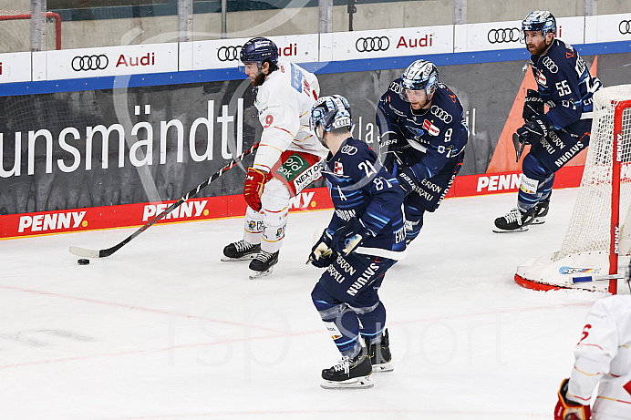 Eishockey - Herren - DEL - Saison 2021/2022 -   ERC Ingolstadt - Düsseldorfer EG - Foto: Ralf Lüger