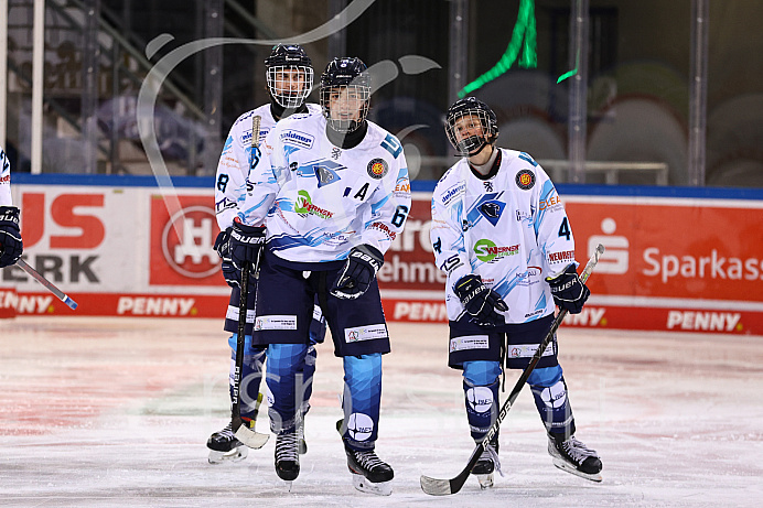 Eishockey - Nachwuchs U17 - Schüler Bundesliga - Punktspiel - Saison 2021/2022 - EHC Straubing -  ERC Ingolstadt - Foto: Ralf Lüger