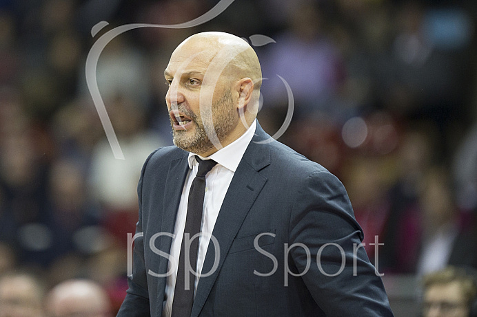 Herren - BBL - Basketball Bundesliga - Saison 2017/2018 - FC Bayern Basketball - Baskets Bonn - Foto: Ralf Lüger/rsp sport Herren - BBL - Basketball Bundesliga - Saison 2017/2018 - FC Bayern Basketball - Baskets Bonn - Foto: Ralf Lüger/rsp sport