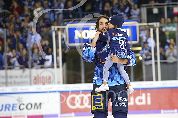 Eishockey - Herren - DEL - Saison 2019/2020, Spiel 8 - 4.10.2019 -  ERC Ingolstadt - Fischtowns Pinguins - Foto: Ralf Lüger