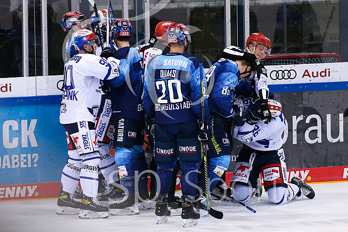 Eishockey - Herren - DEL - Saison 2020/2021 -   ERC Ingolstadt - Schwenningen  - Foto: Ralf Lüger