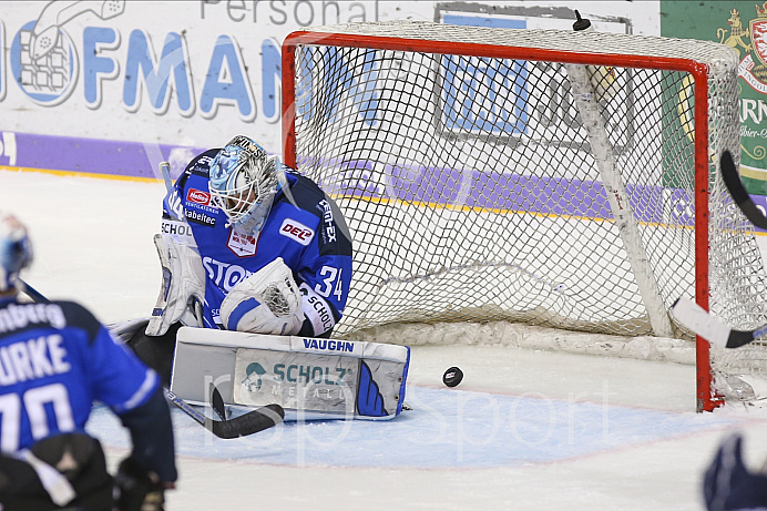 Eishockey - Herren - DEL - Saison 2019/2020 -  ERC Ingolstadt - Schwenninger Wildwings - Foto: Ralf Lüger