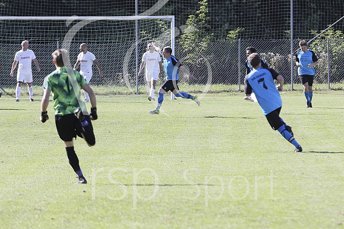 Fussball - Herren - B Klasse - Saison 2018/2019 - VFR Neuburg - DJK Sandizell/Grimolzhausen - 29.09.2018 -  Foto: Ralf L