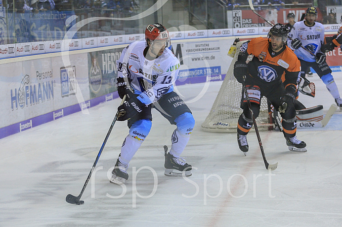 Eishockey, Herren, DEL, Saison 2018/2019, Spiel 7, 03.10.2018, ERC Ingolstadt vs. Grizzlys Wolfsburg, Foto: Ralf L