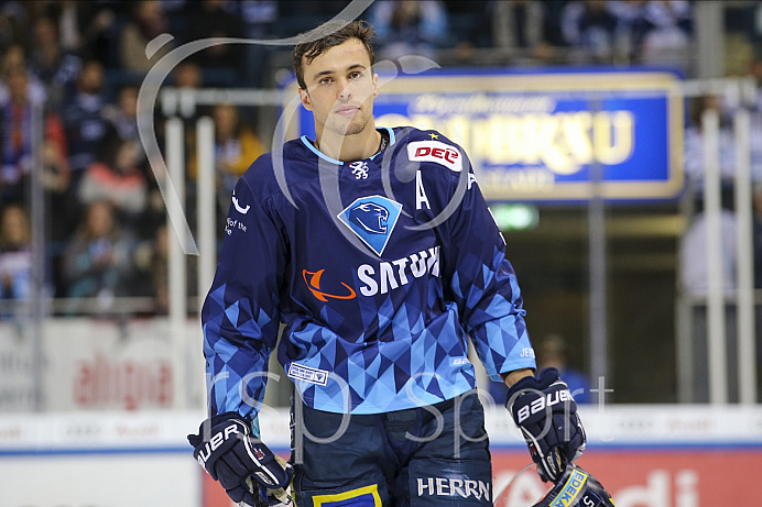 Eishockey - Herren - DEL - Saison 2019/2020 -  ERC Ingolstadt -  Schwenninger Wild Wings- Foto: Ralf Lüger