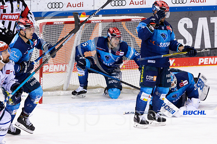 Eishockey - Herren - DEL - Saison 2020/2021 -   ERC Ingolstadt - Schwenningen  - Foto: Ralf Lüger