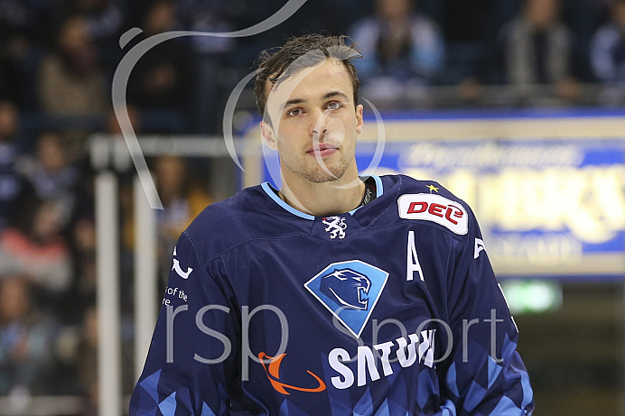 Eishockey - Herren - DEL - Saison 2019/2020 -  ERC Ingolstadt -  Schwenninger Wild Wings- Foto: Ralf Lüger