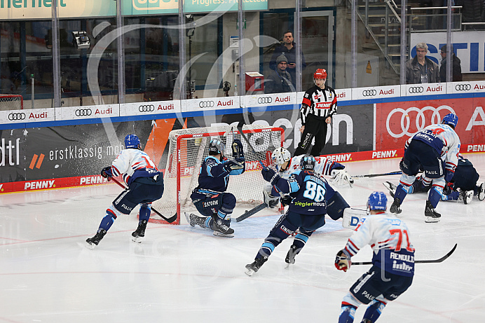 Eishockey - Herren - DEL - Playoff Halbfinale - Spiel 1 - Saison 2022/2023 -   ERC Ingolstadt - Adler Mannheim - Foto: Ralf Lüger
