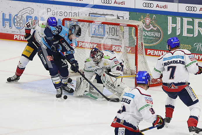 Eishockey - Herren - DEL - Saison 2022/2023 -   ERC Ingolstadt - Eisbären Berlin  - Foto: Ralf Lüger